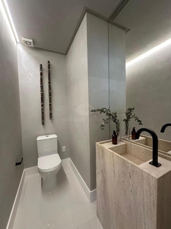 Apartamento no Ed. Yachthouse by Pininfarina na Barra Sul em Balneário Camboriú - foto 17