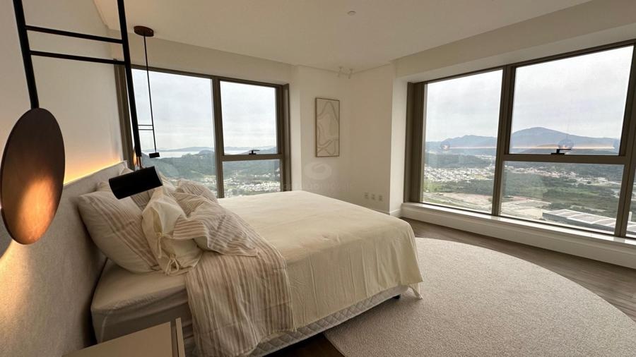 Apartamento no Ed. Yachthouse by Pininfarina na Barra Sul em Balneário Camboriú - foto 28