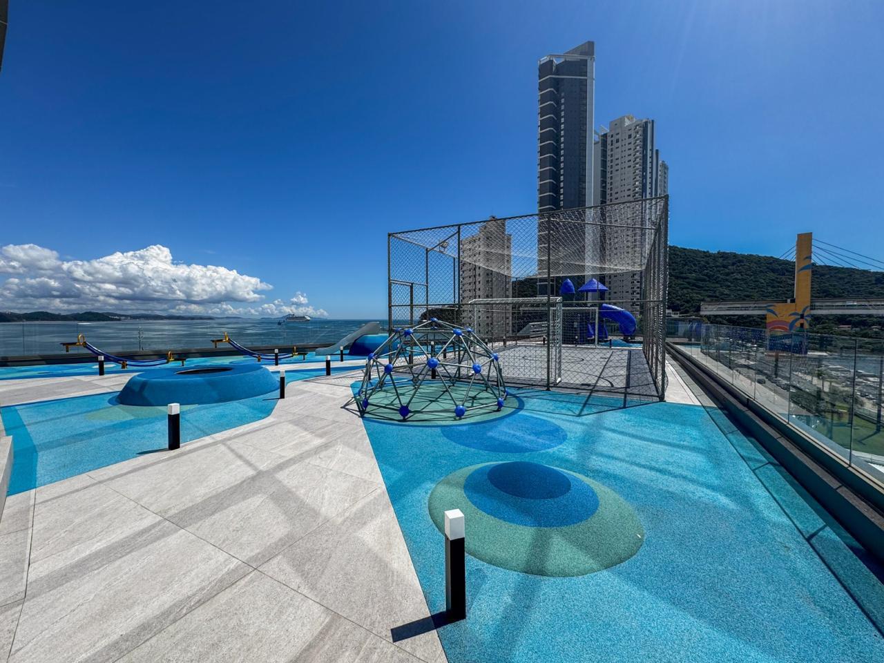 Apartamento no Ed. Yachthouse by Pininfarina na Barra Sul em Balneário Camboriú - foto 31