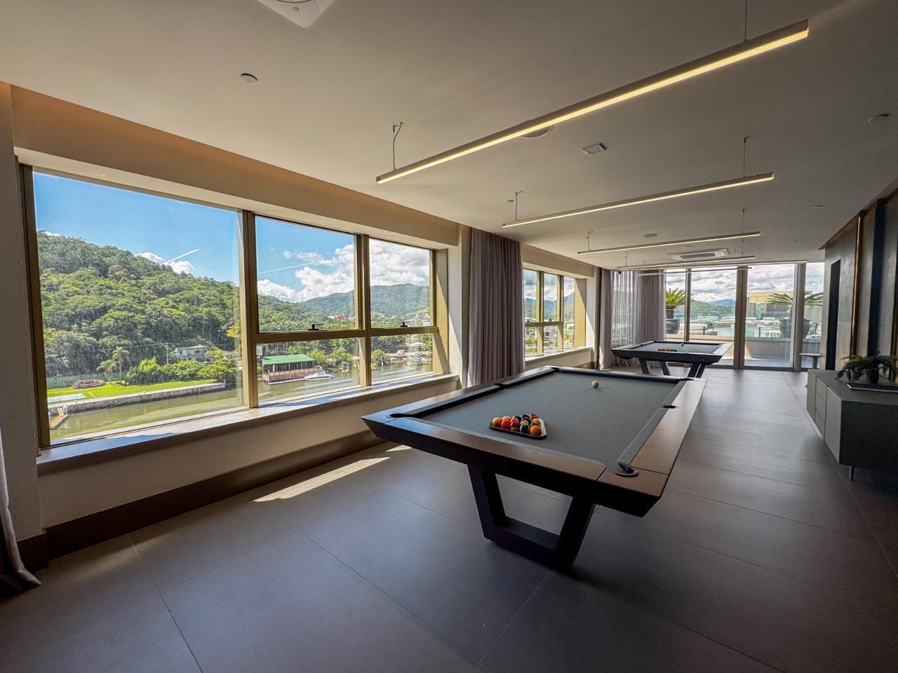 Apartamento no Ed. Yachthouse by Pininfarina na Barra Sul em Balneário Camboriú - foto 44