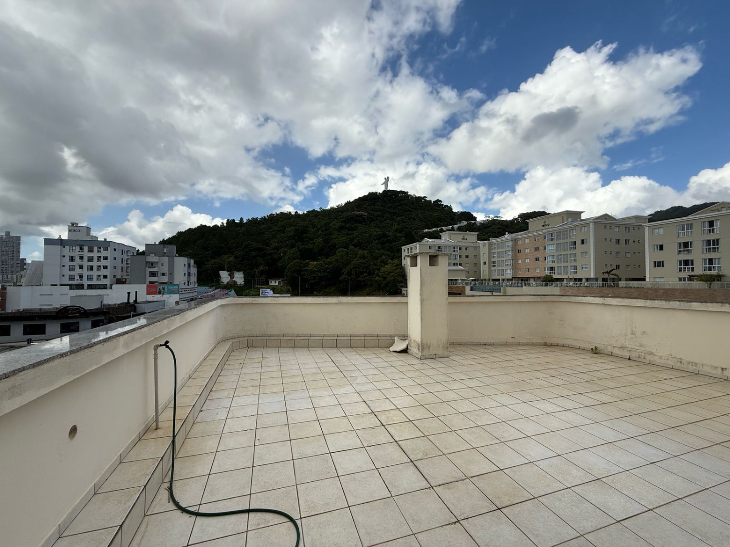 Edifício em Balneário Camboriú - foto 2