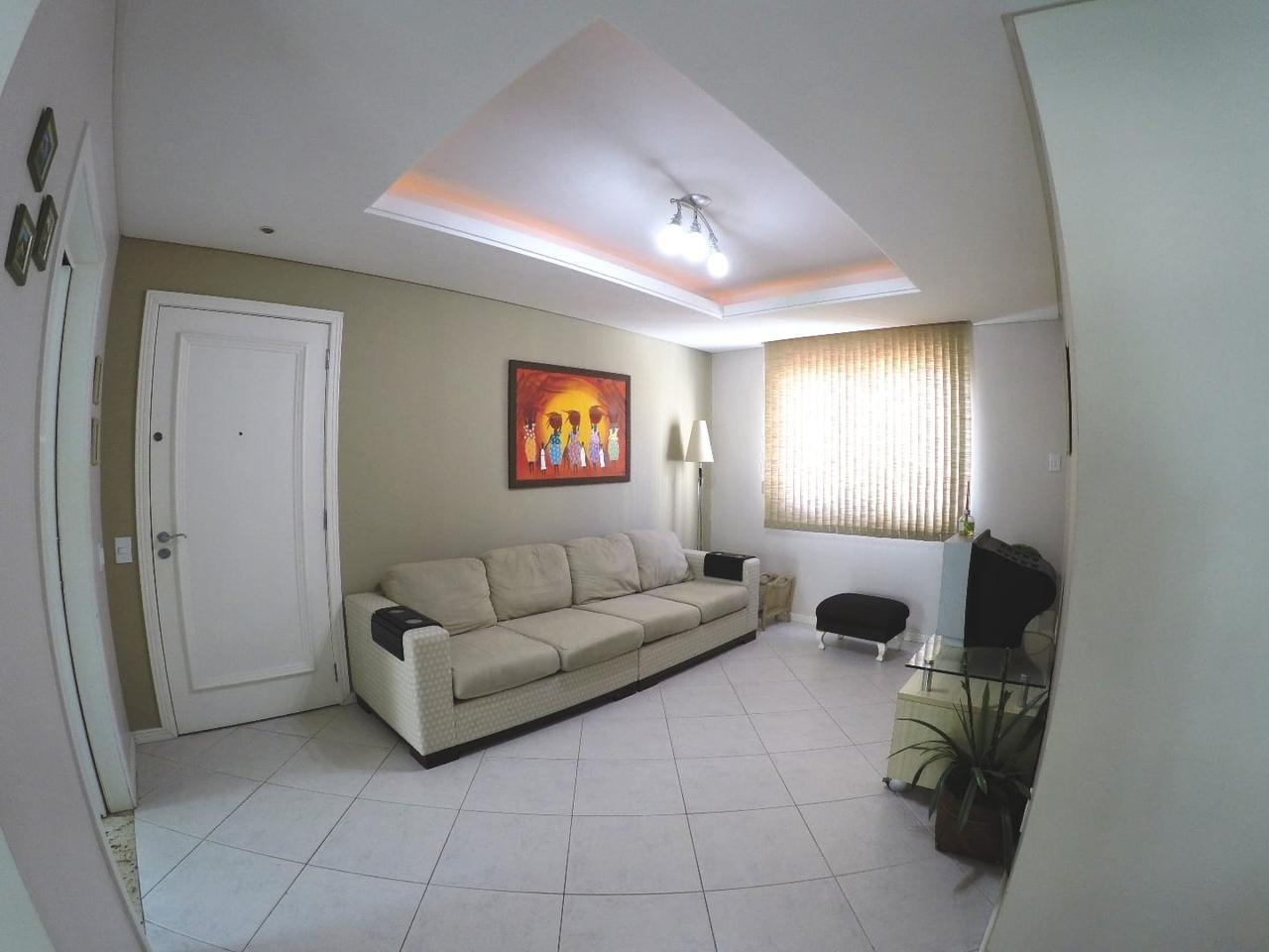 Apartamento no Edifício Mero no Centro de Balneário Camboriú