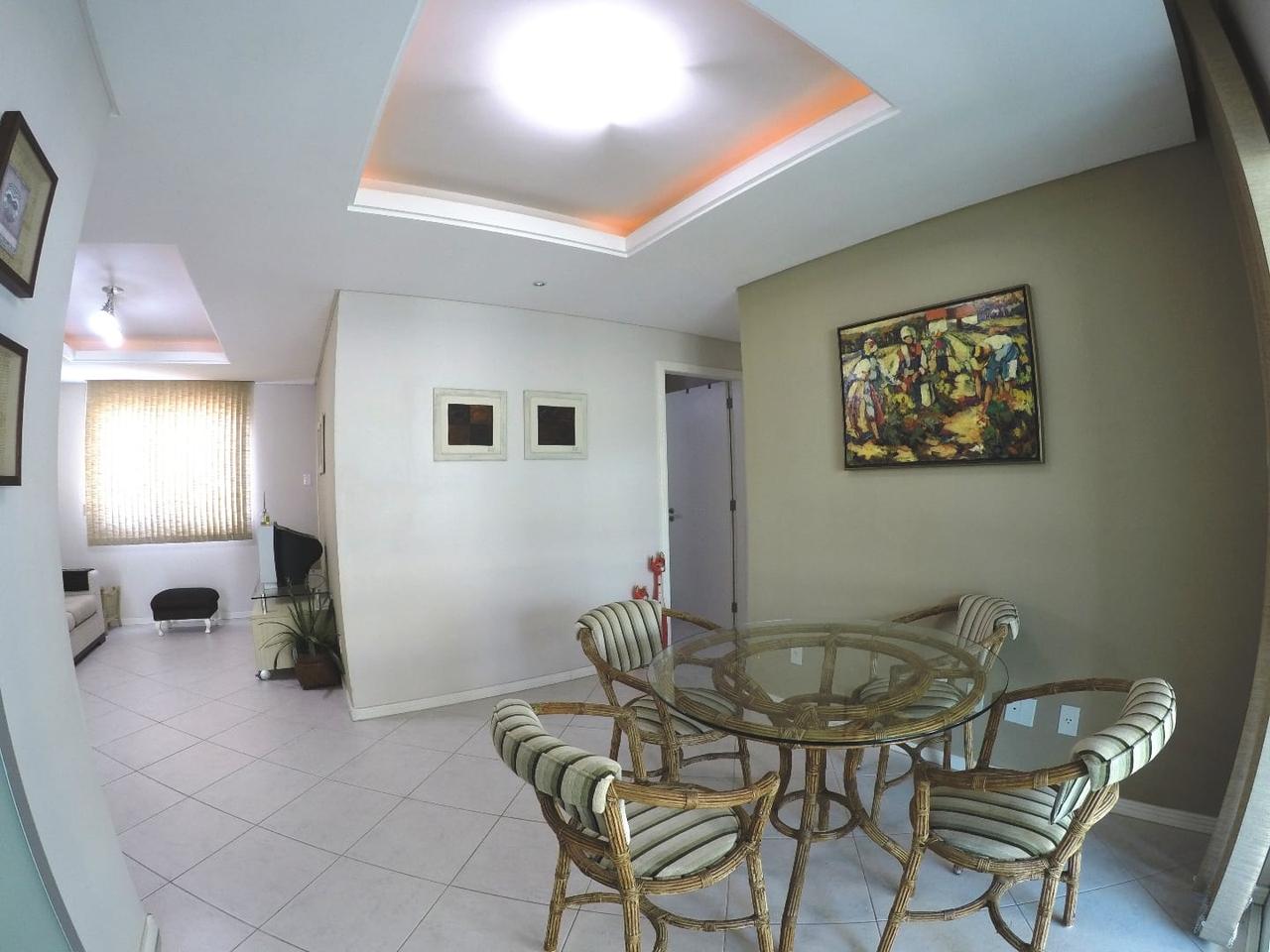 Apartamento no Edifício Mero no Centro de Balneário Camboriú