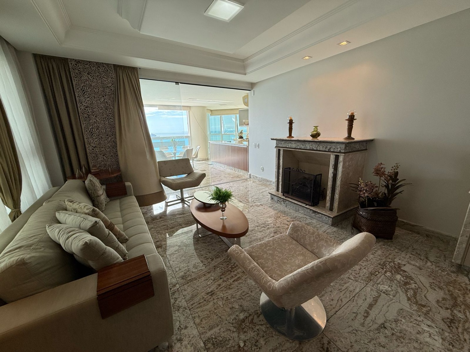 Apartamento frente mar no Ed. Costão da Barra em Balneário Camboriú - foto 6
