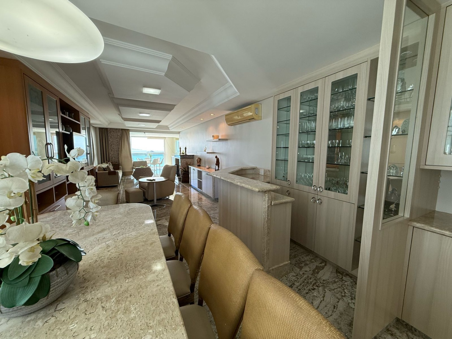 Apartamento frente mar no Ed. Costão da Barra em Balneário Camboriú - foto 7