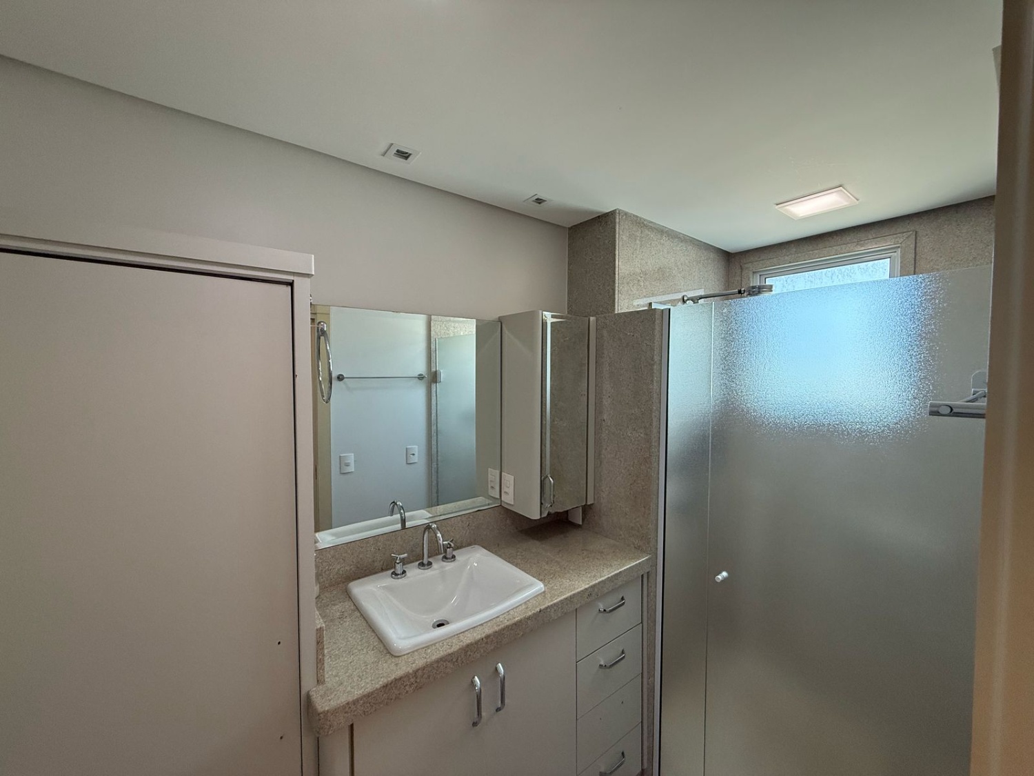 Apartamento frente mar no Ed. Costão da Barra em Balneário Camboriú - foto 22