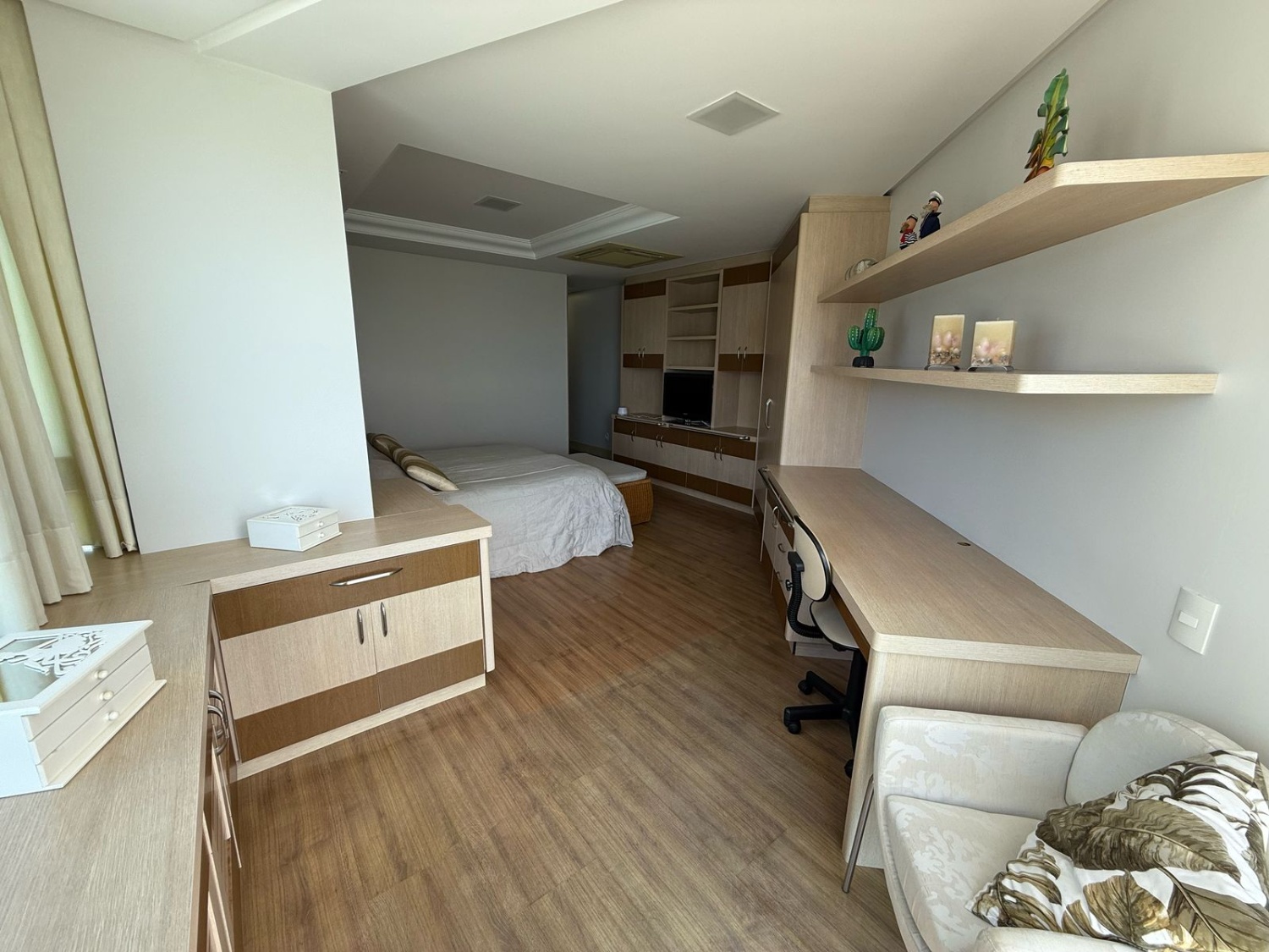 Apartamento frente mar no Ed. Costão da Barra em Balneário Camboriú - foto 24