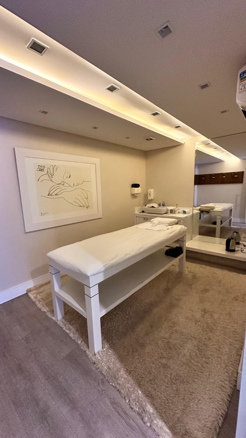 Apartamento frente mar no Ed. Costão da Barra em Balneário Camboriú - foto 37