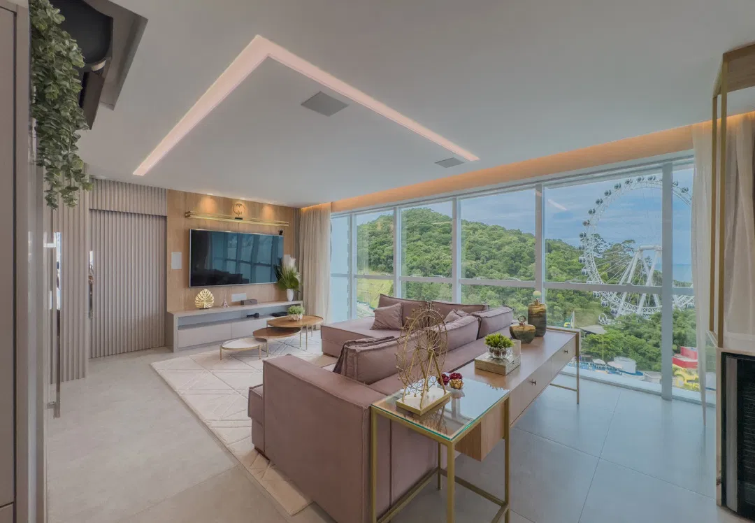 Apartamento no Ed. Sky Tower em Balneário Camboriú de frente para o mar - foto 4