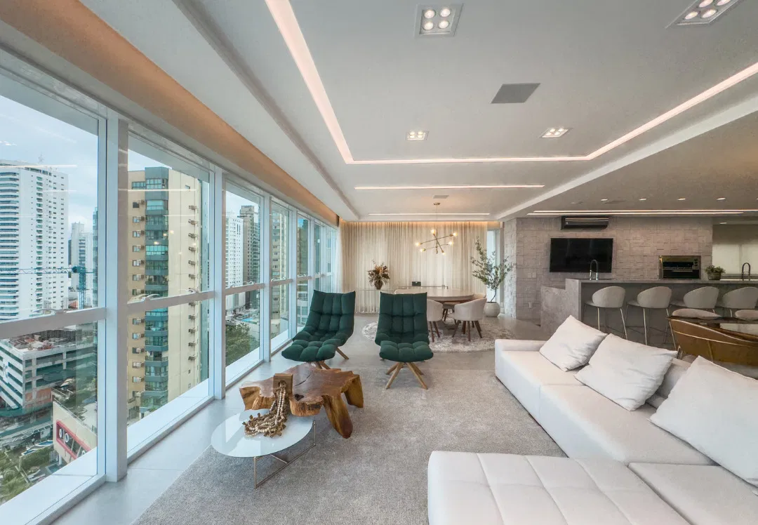Apartamento no Ed. Sky Tower em Balneário Camboriú de frente para o mar - foto 13