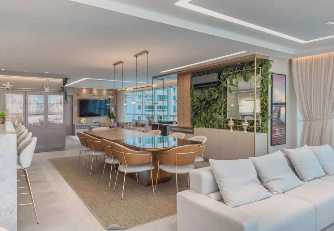 Apartamento no Ed. Sky Tower em Balneário Camboriú de frente para o mar - foto 18