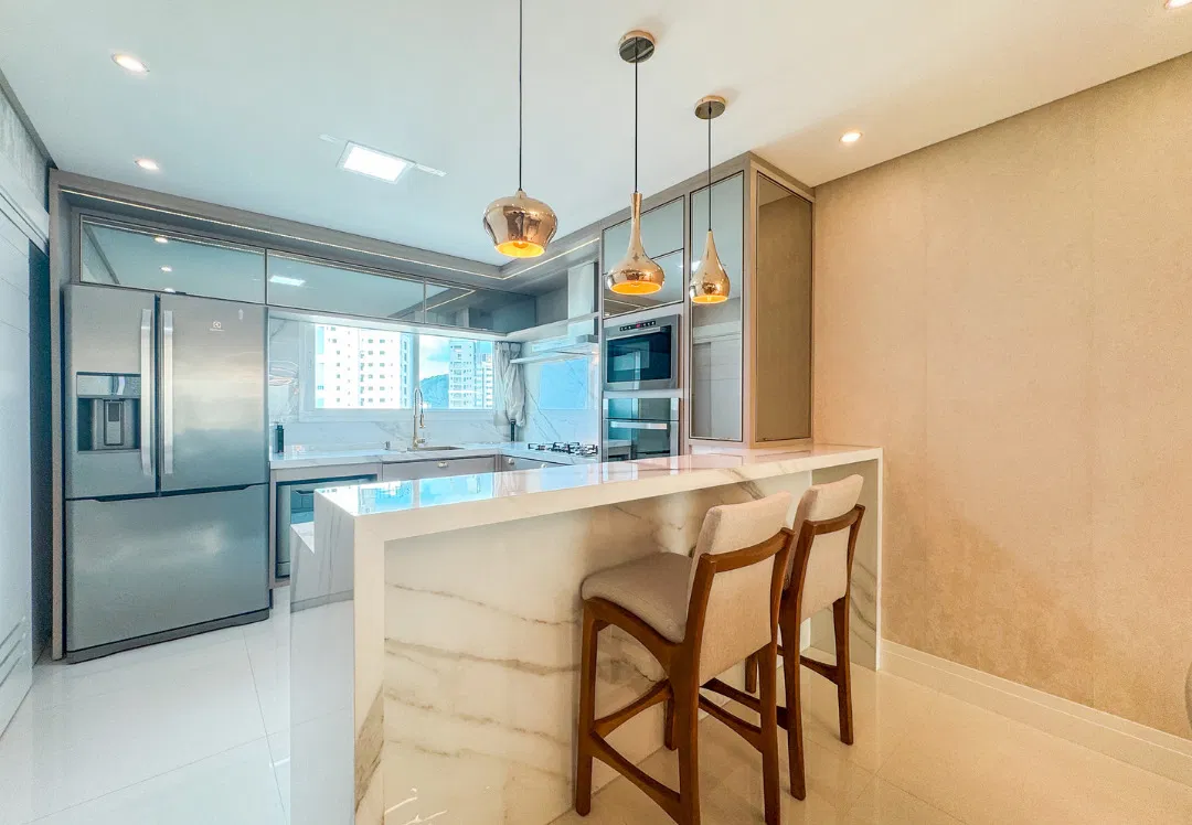 Apartamento no Ed. Magnifique Tower em Balneário Camboriú - foto 14