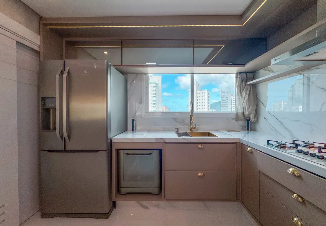 Apartamento no Ed. Magnifique Tower em Balneário Camboriú - foto 23