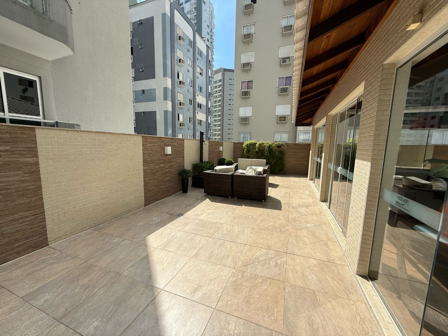 Apartamento à venda no Edifício Ilha de Symi no Centro de Balneário Camboriú - foto 26