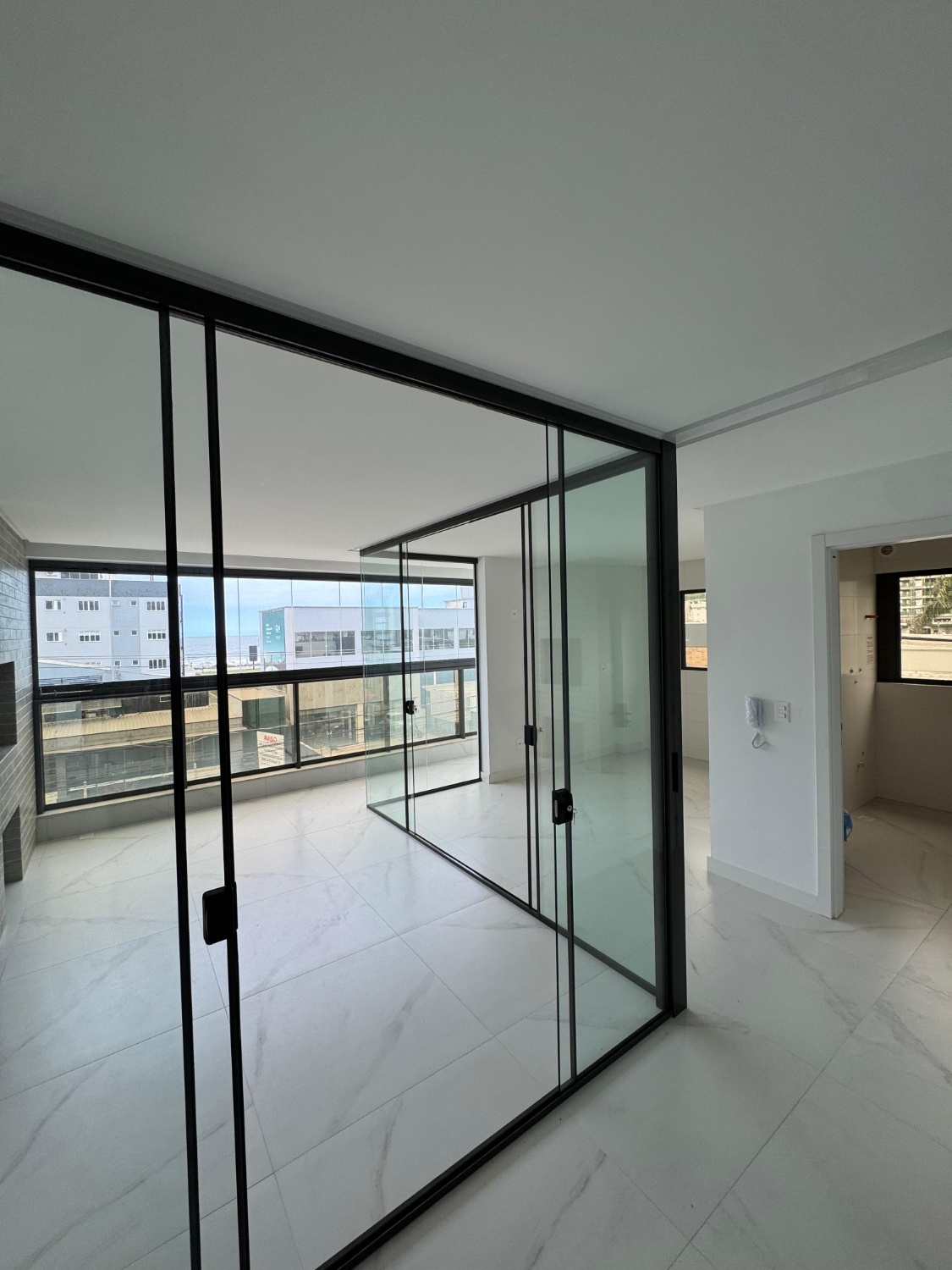 Apartamento à venda no Edifício Surfers Paradise na Praia Brava em Itajaí