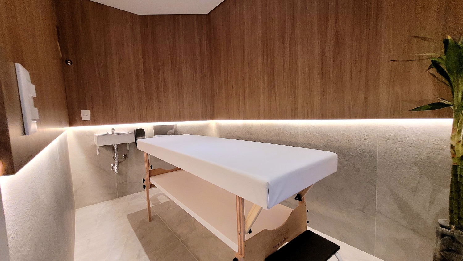 Apartamento à venda no Edifício Surfers Paradise na Praia Brava - foto 19