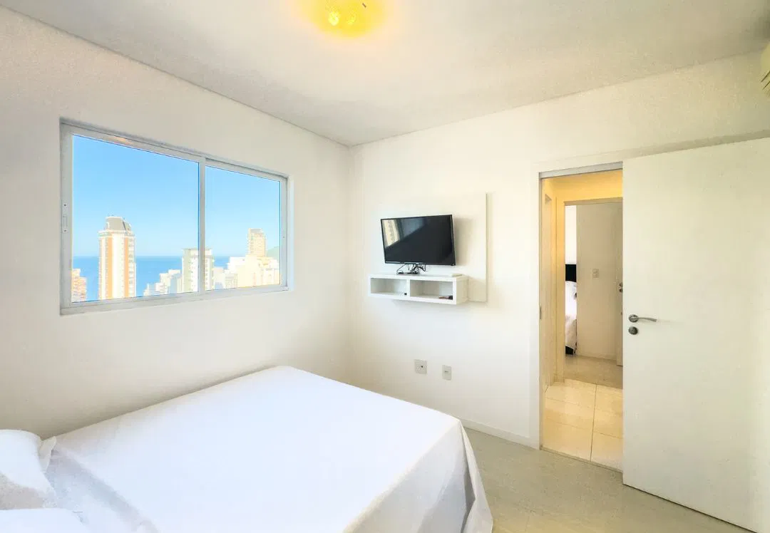Apartamento à venda no Edifício Torre D'Veneza no Centro de Balneário Camboriú - foto 28