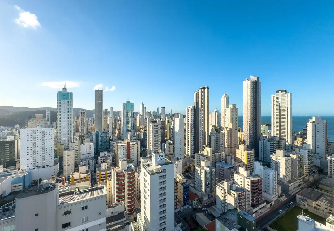 Apartamento à venda no Edifício Torre D'Veneza no Centro de Balneário Camboriú - foto 30
