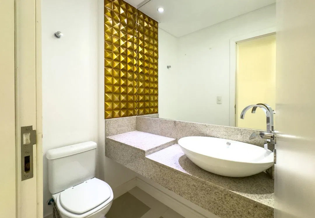 Apartamento à venda no Edifício Torre D'Veneza no Centro de Balneário Camboriú - foto 32