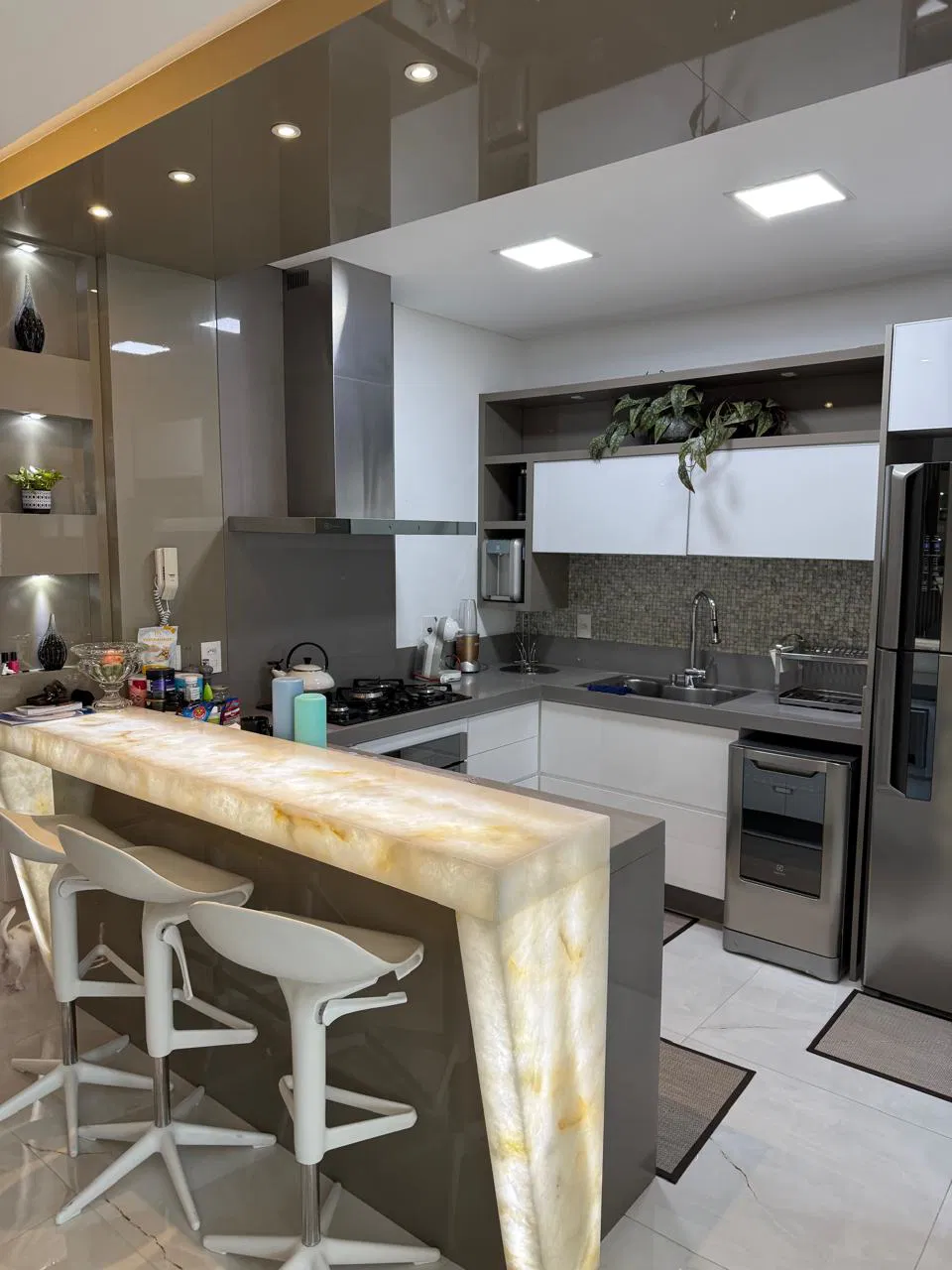 Apartamento à venda no Edifício Porto Di Napoli em Balneário Camboriú - foto 11