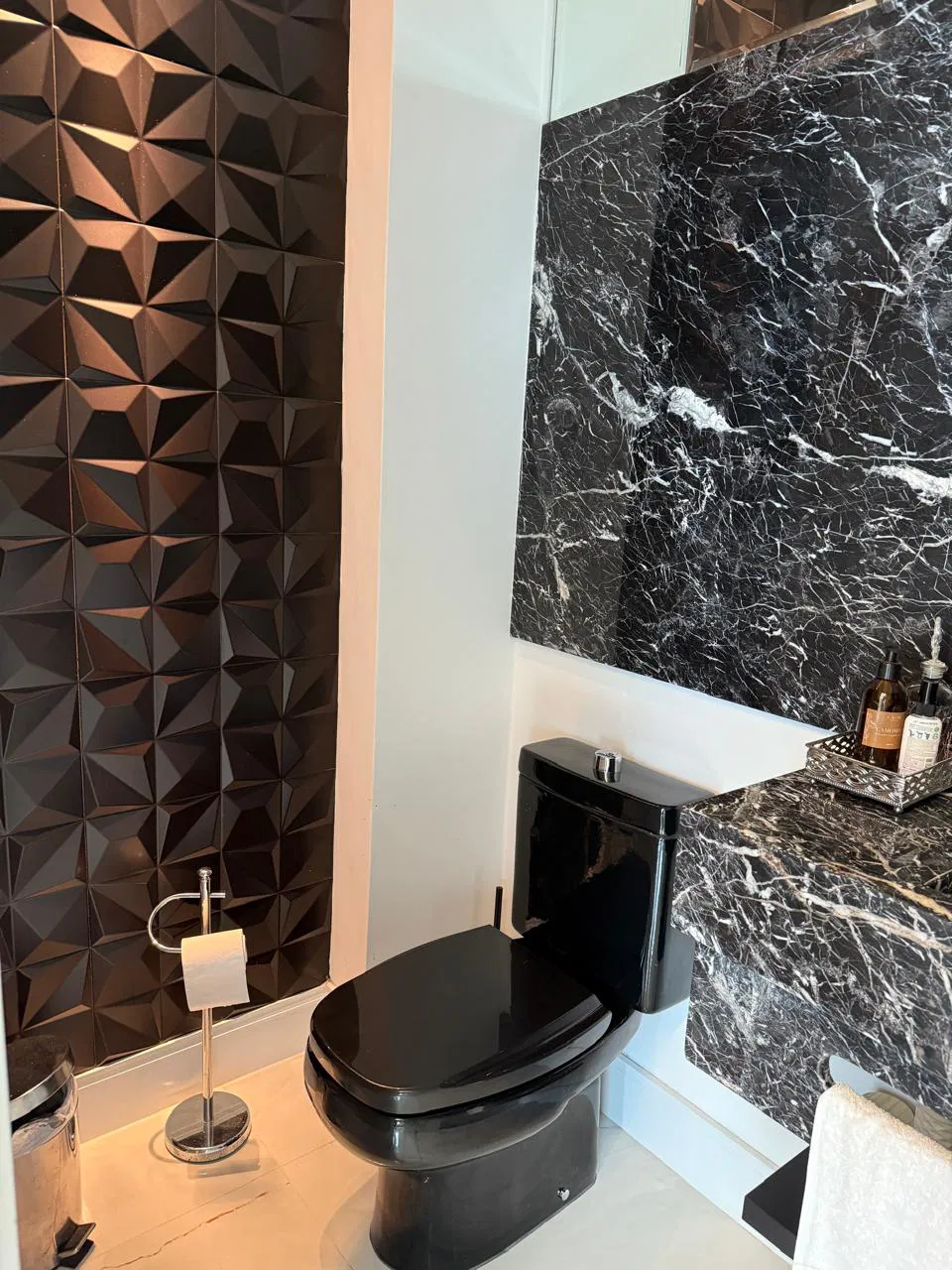 Apartamento à venda no Edifício Porto Di Napoli em Balneário Camboriú - foto 19