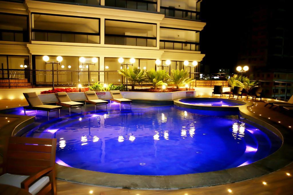 Apartamento Frente Mar no Ed. Infinity Club Residence em Itapema - foto 4