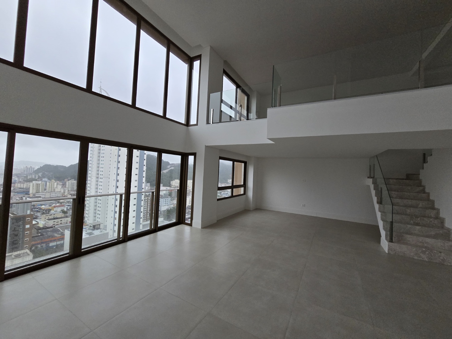 Duplex no Ed. Admirá Arrka Concept em Balneário Camboriú - foto 22