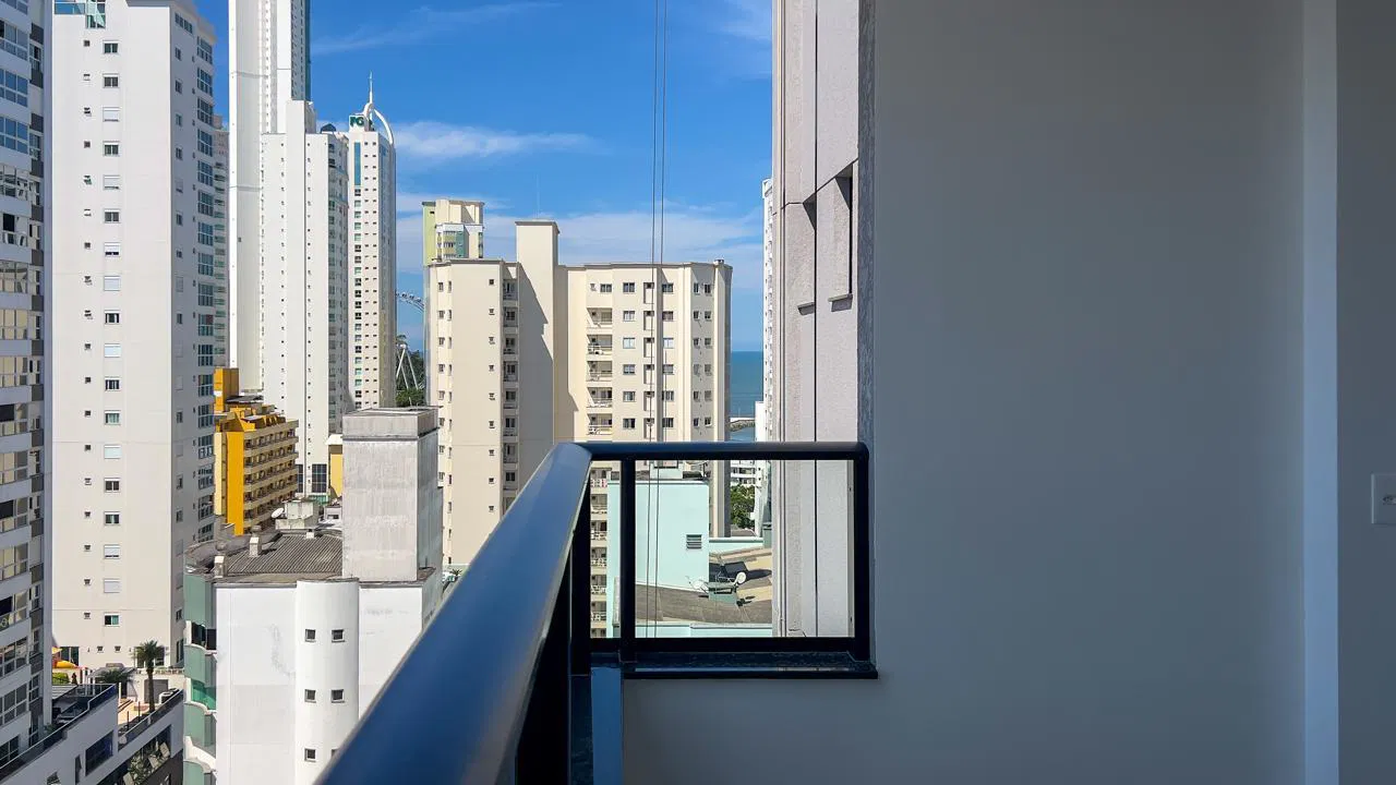 Apartamento no Edifício Torre de Booz em Balneário Camboriú - foto 4