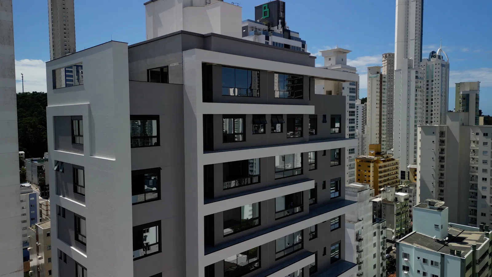 Apartamento no Edifício Torre de Booz em Balneário Camboriú - foto 23