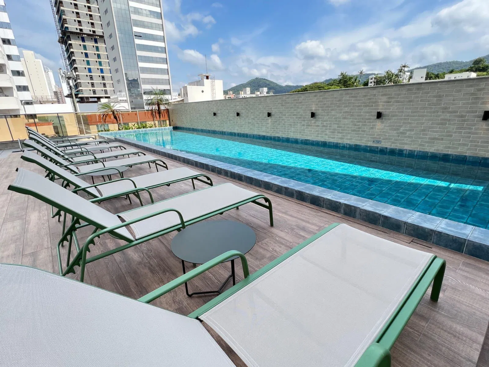 Apartamento no Ed. Las Brisas Residencial em Balneário Camboriú