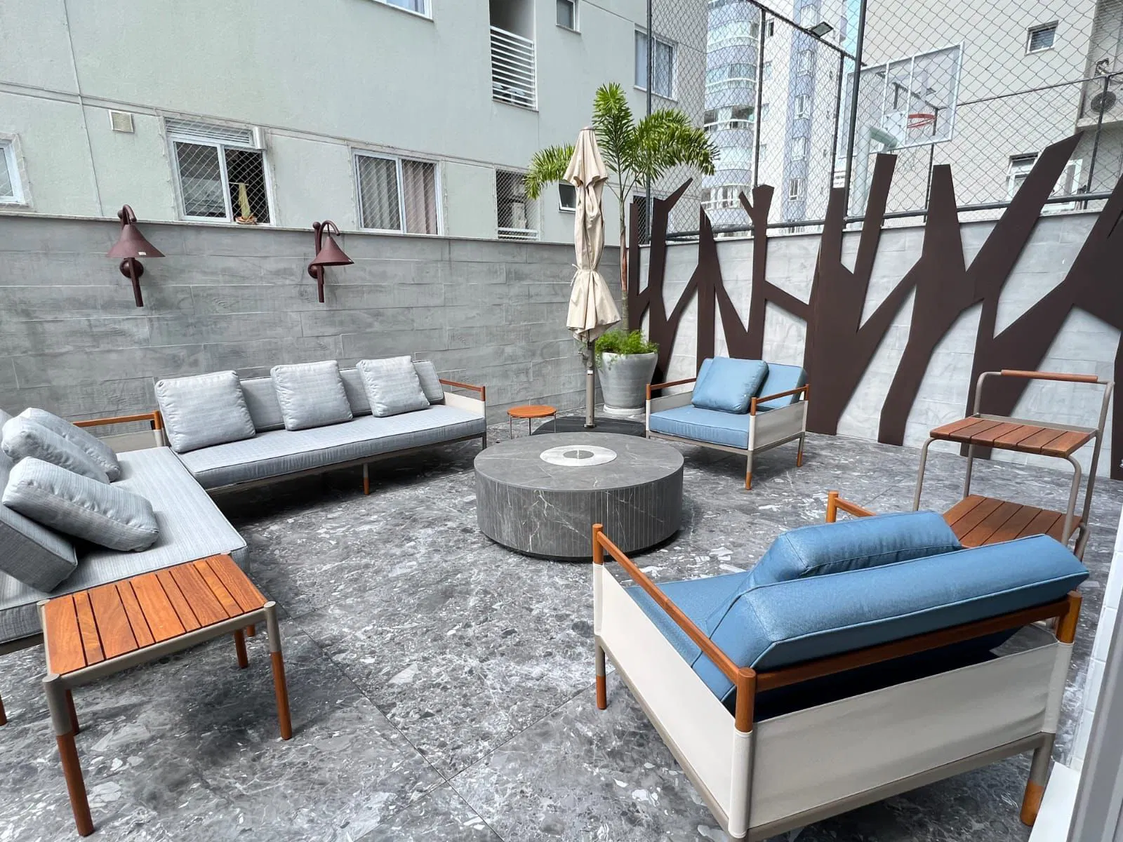 Apartamento no Ed. Las Brisas Residencial em Balneário Camboriú - foto 11