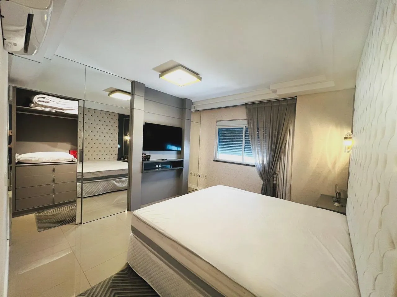 Apartamento Garden no Edifício Santorini em Meia Praia - foto 8
