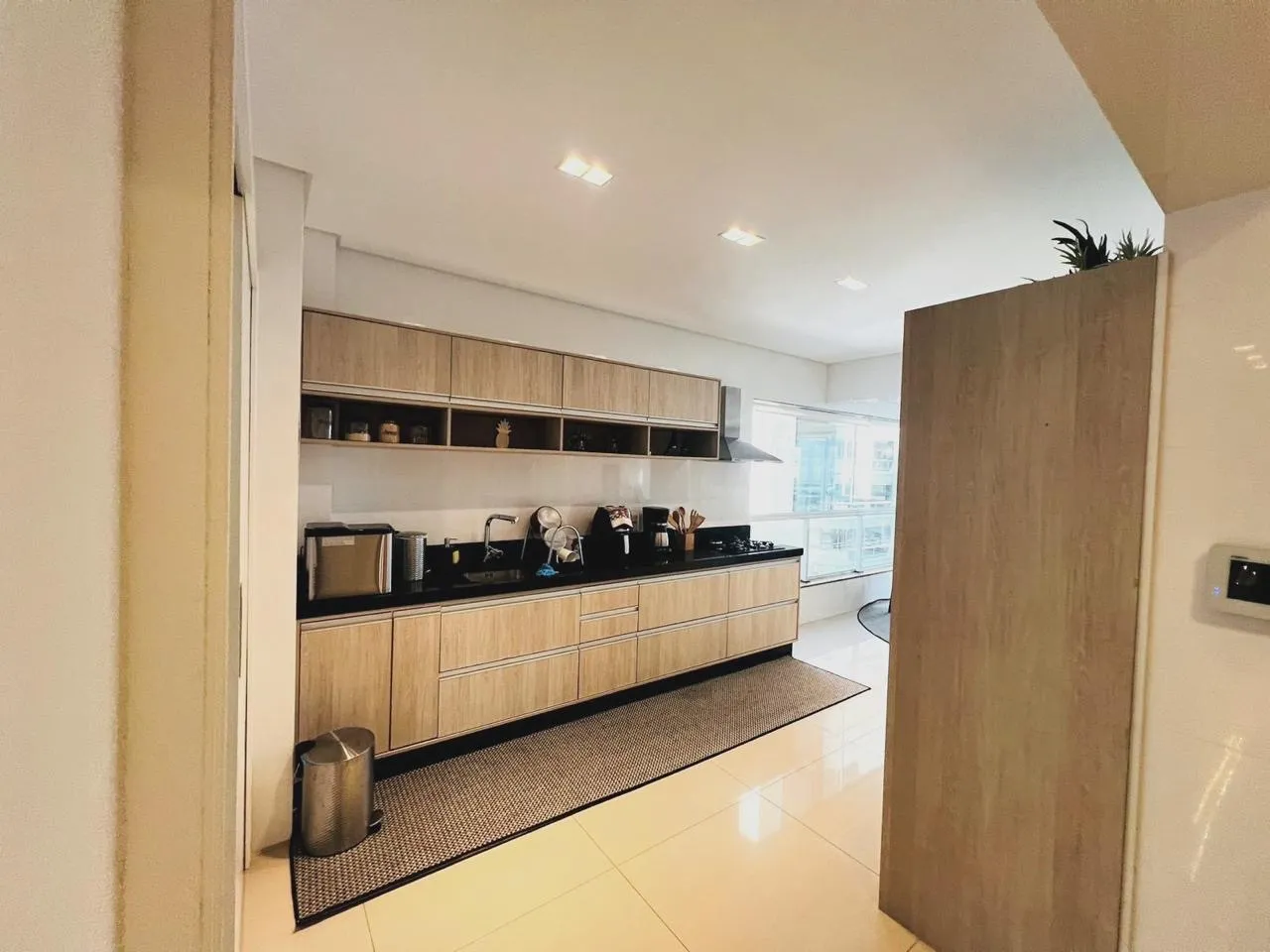Apartamento Garden no Edifício Santorini em Meia Praia - foto 14