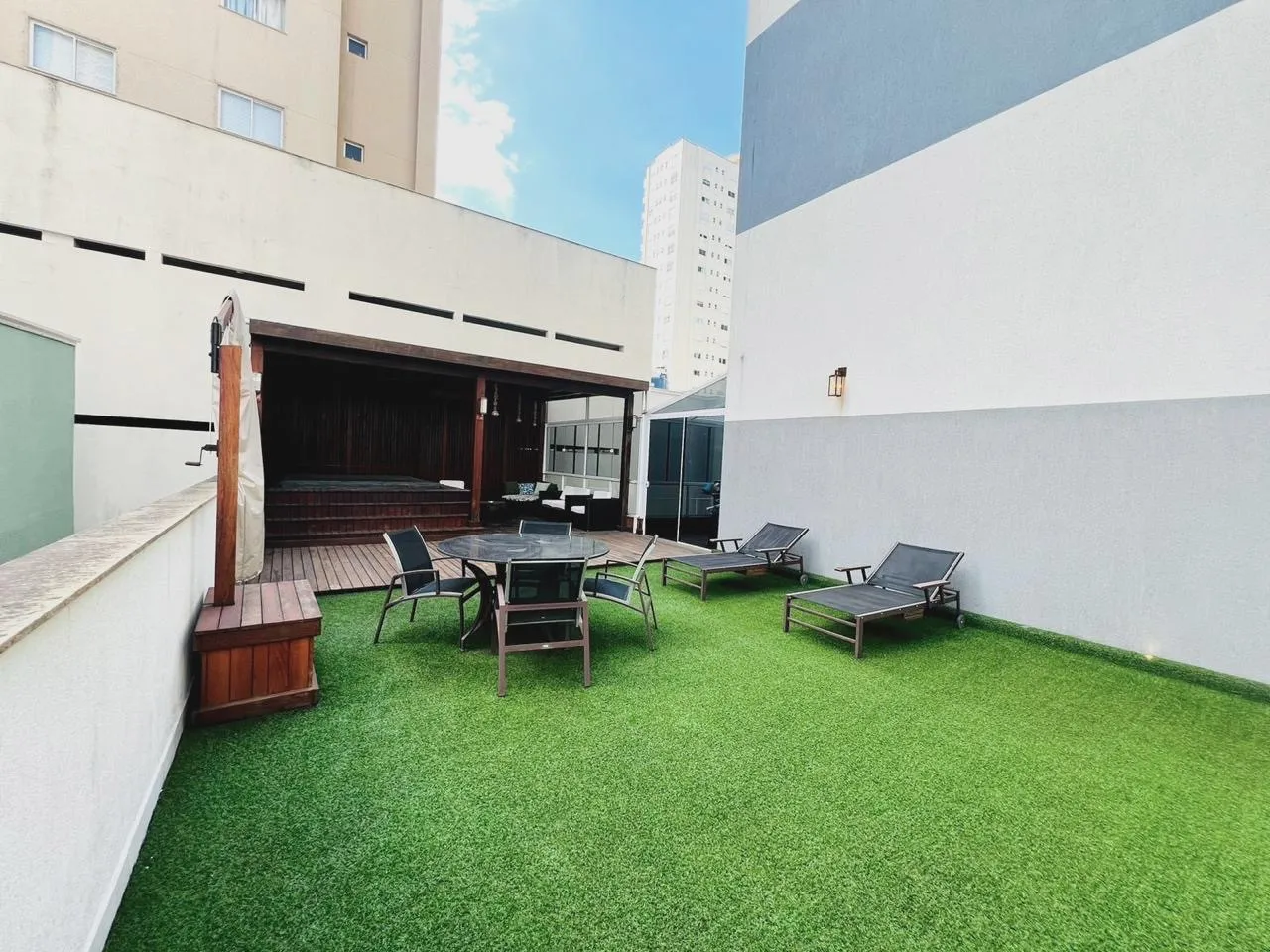 Apartamento Garden no Edifício Santorini em Meia Praia - foto 19