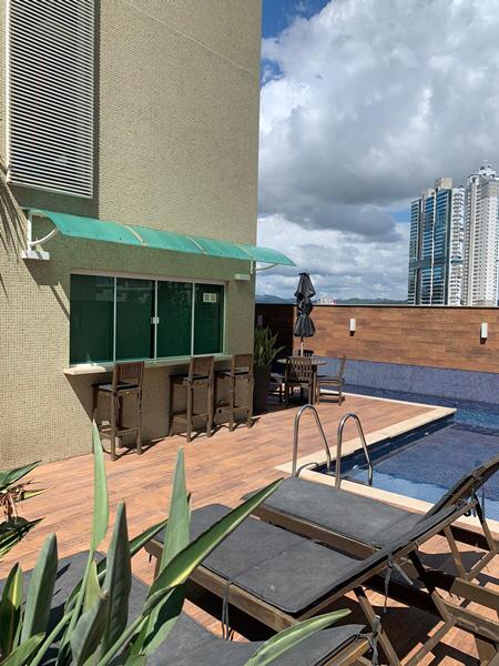 Apartamento no Ed. Mendelssohn em Balneário Camboriú - foto 11