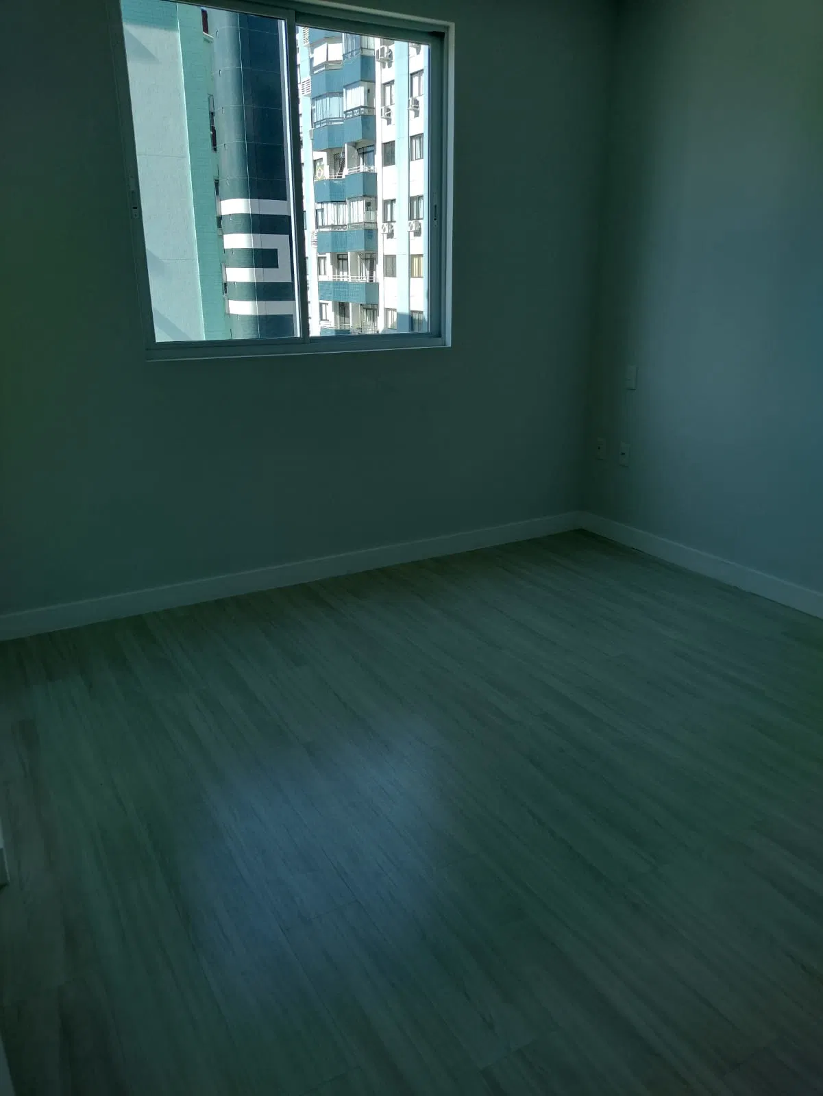 Apartamento no Edifício Cidade Jardim no Centro de Balneário Camboriú - foto 10