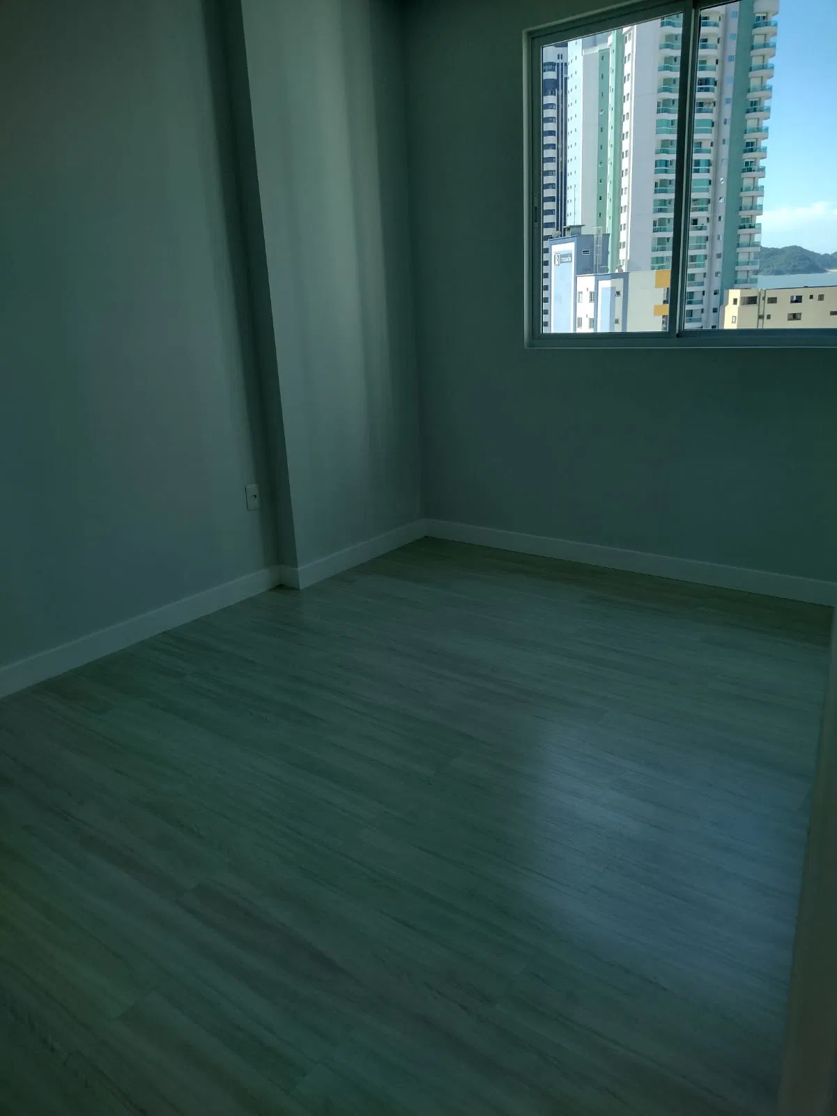 Apartamento no Edifício Cidade Jardim no Centro de Balneário Camboriú - foto 12