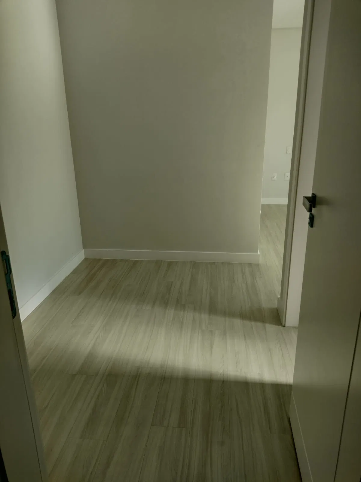 Apartamento no Edifício Cidade Jardim no Centro de Balneário Camboriú - foto 14