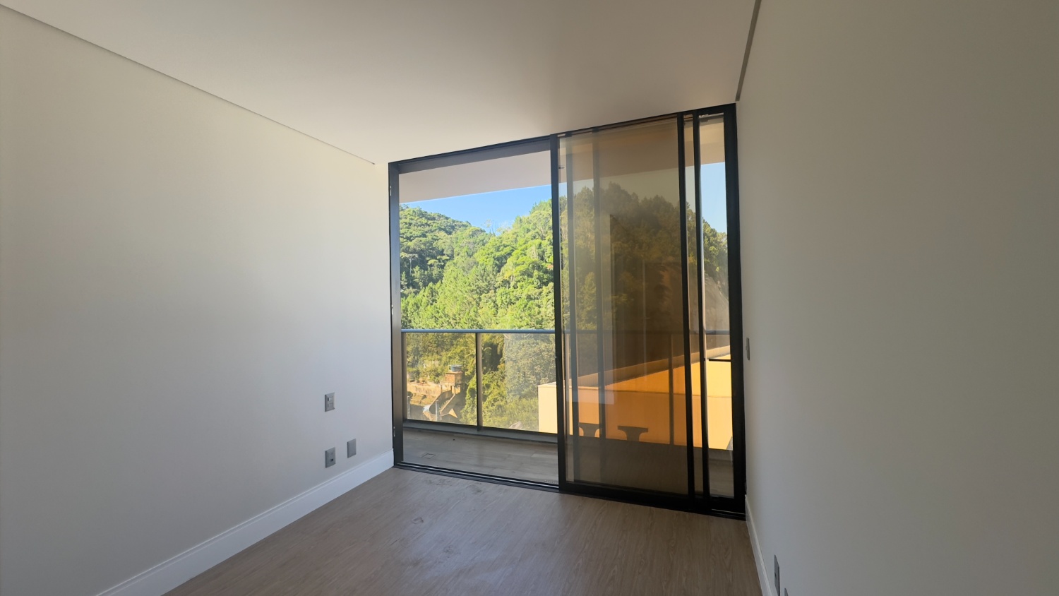Apartamento no The Spot One anexo ao Balneário Shopping em Balneário Camboriú