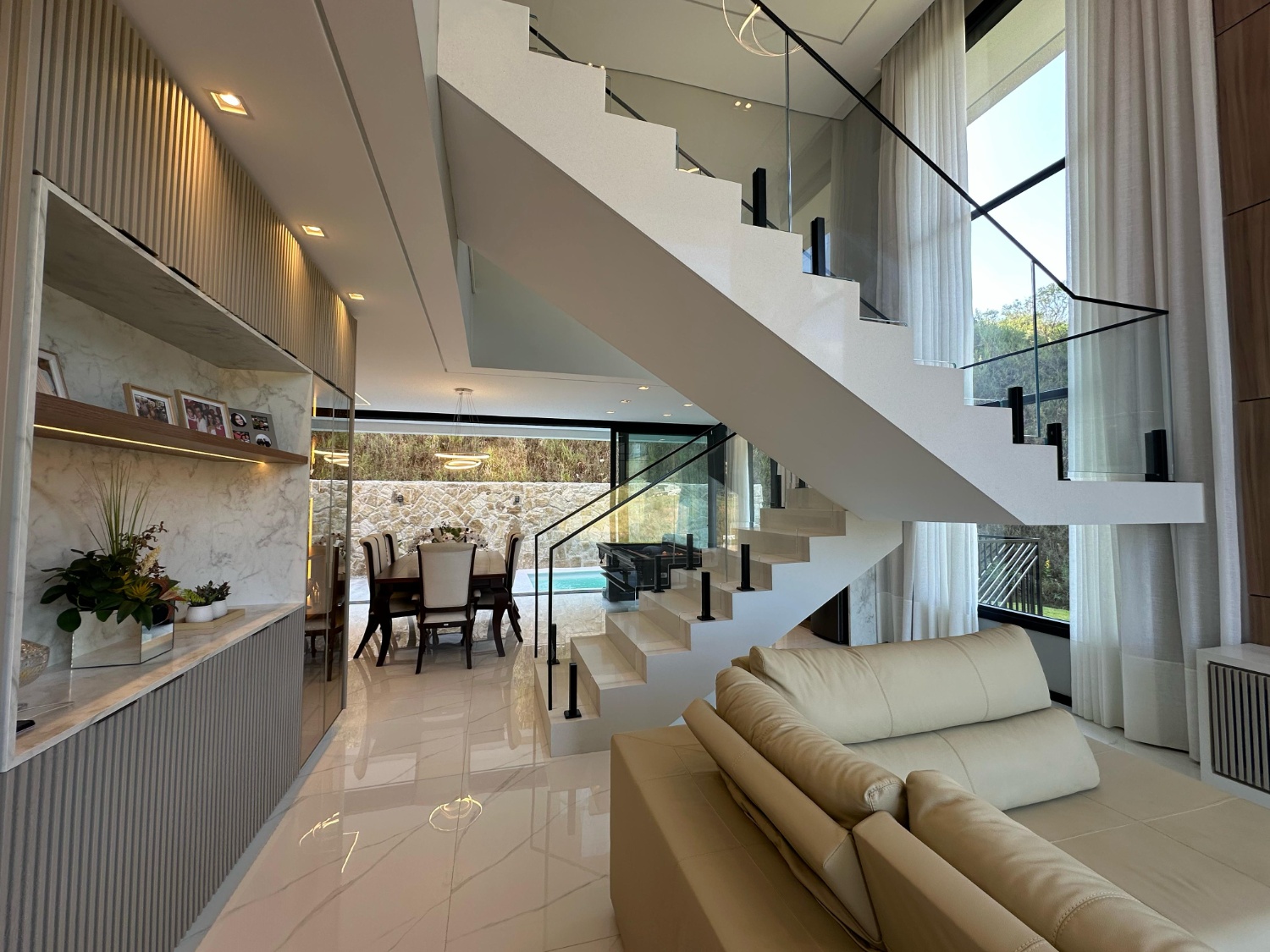 Casa no Bairro Planejado Colinas de Camboriú Village em Camboriú - foto 3