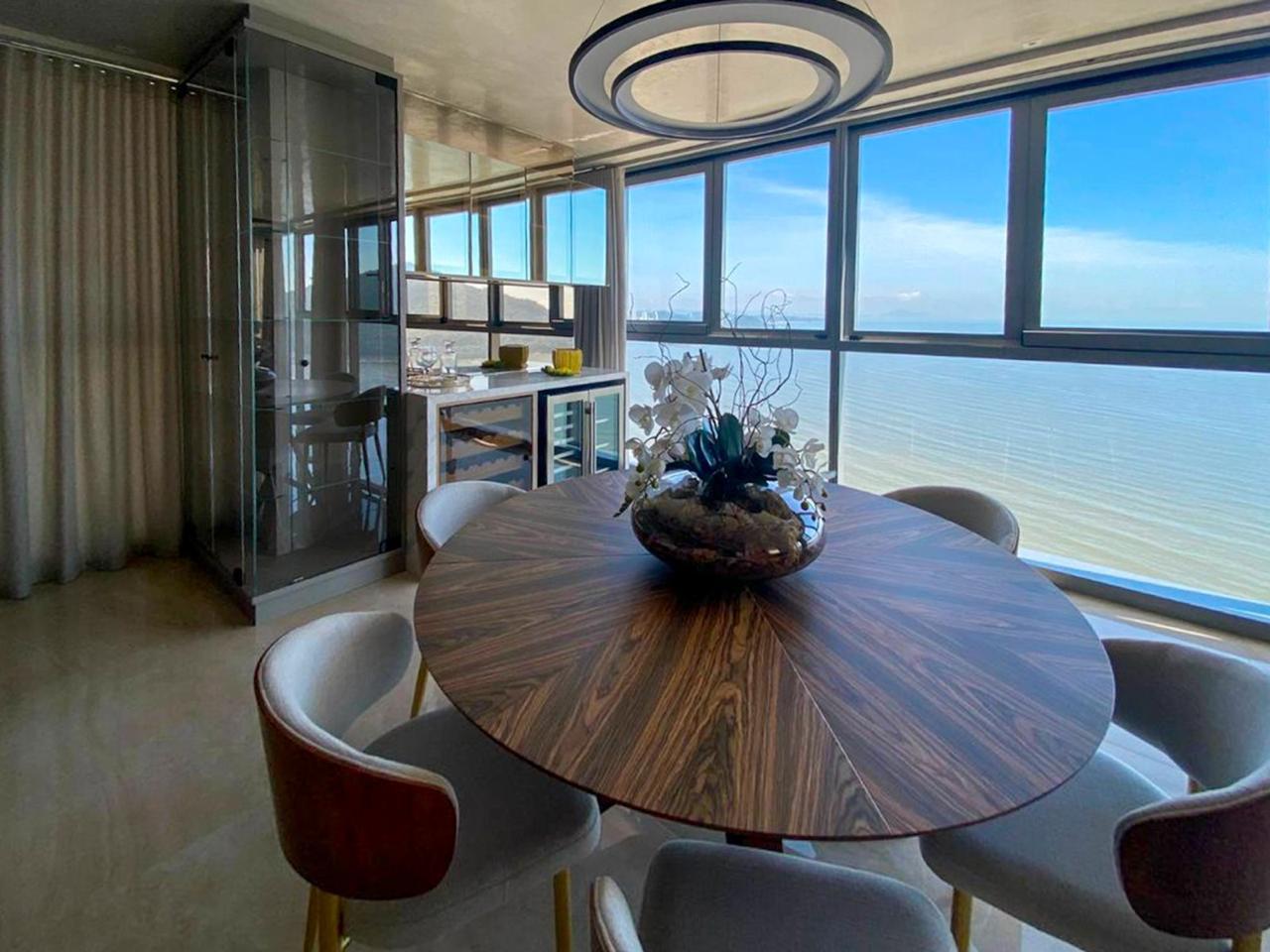 Apartamento no Edifício Copenhagen em Balneário Camboriú - foto 4