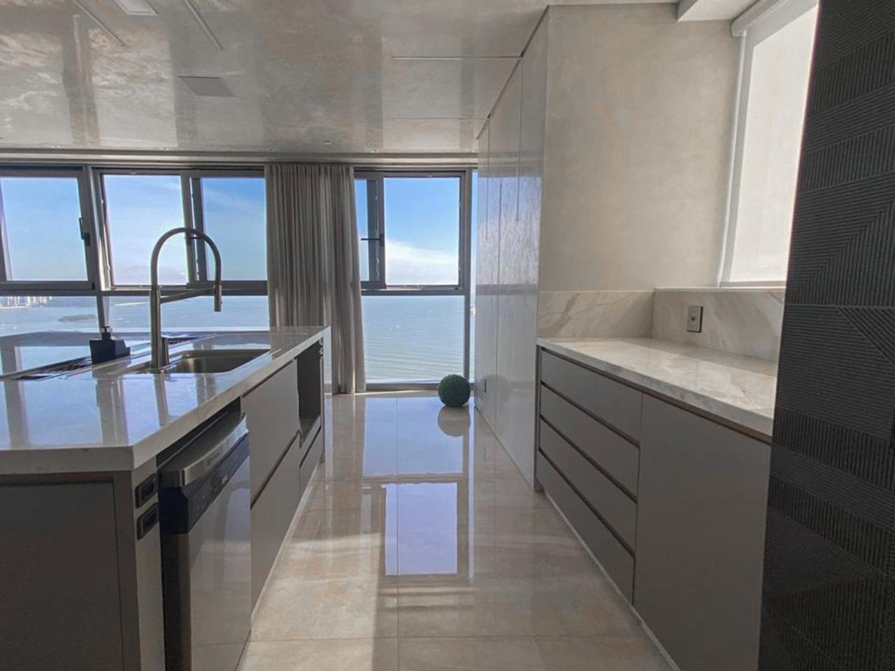 Apartamento no Edifício Copenhagen em Balneário Camboriú - foto 5