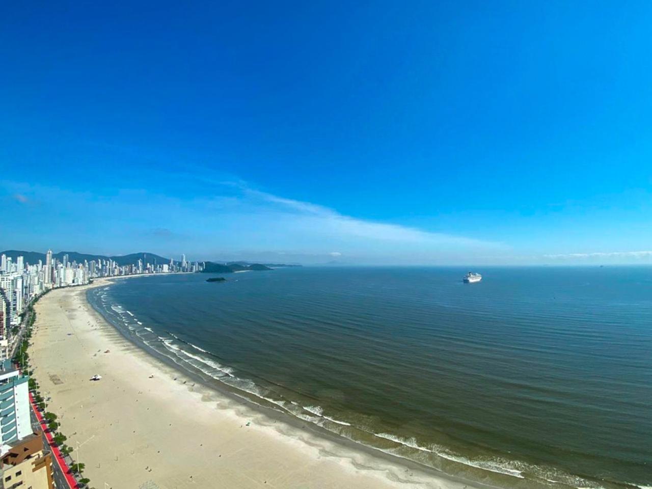 Apartamento no Edifício Copenhagen em Balneário Camboriú - foto 13