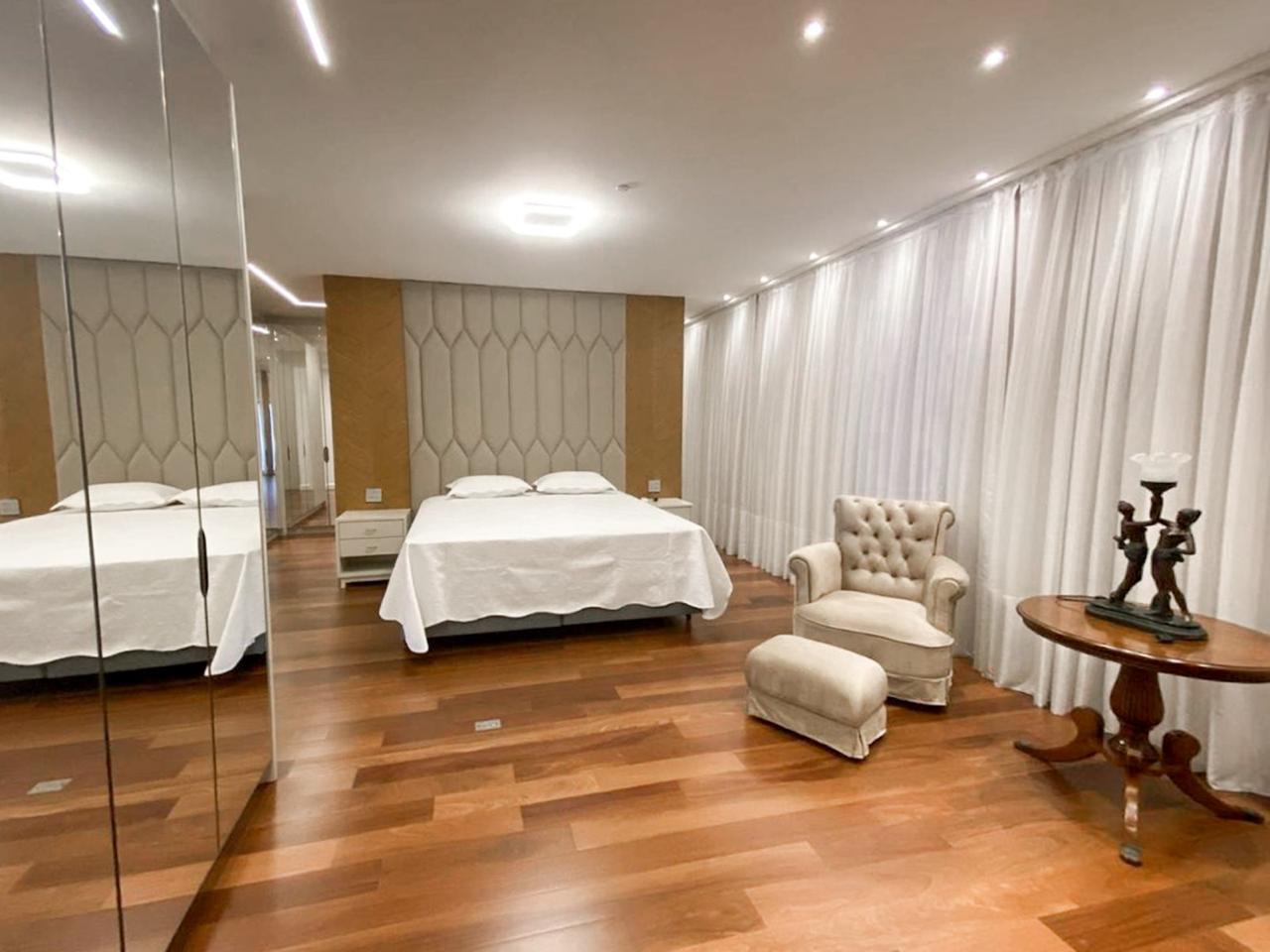 Apartamento no Edifício Copenhagen em Balneário Camboriú - foto 22