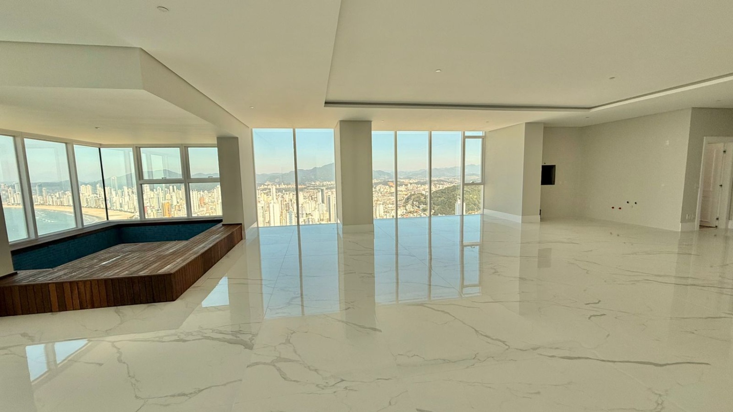 Apartamento no Edifício Boreal Tower na Barra Norte em Balneário Camboriú - foto 6