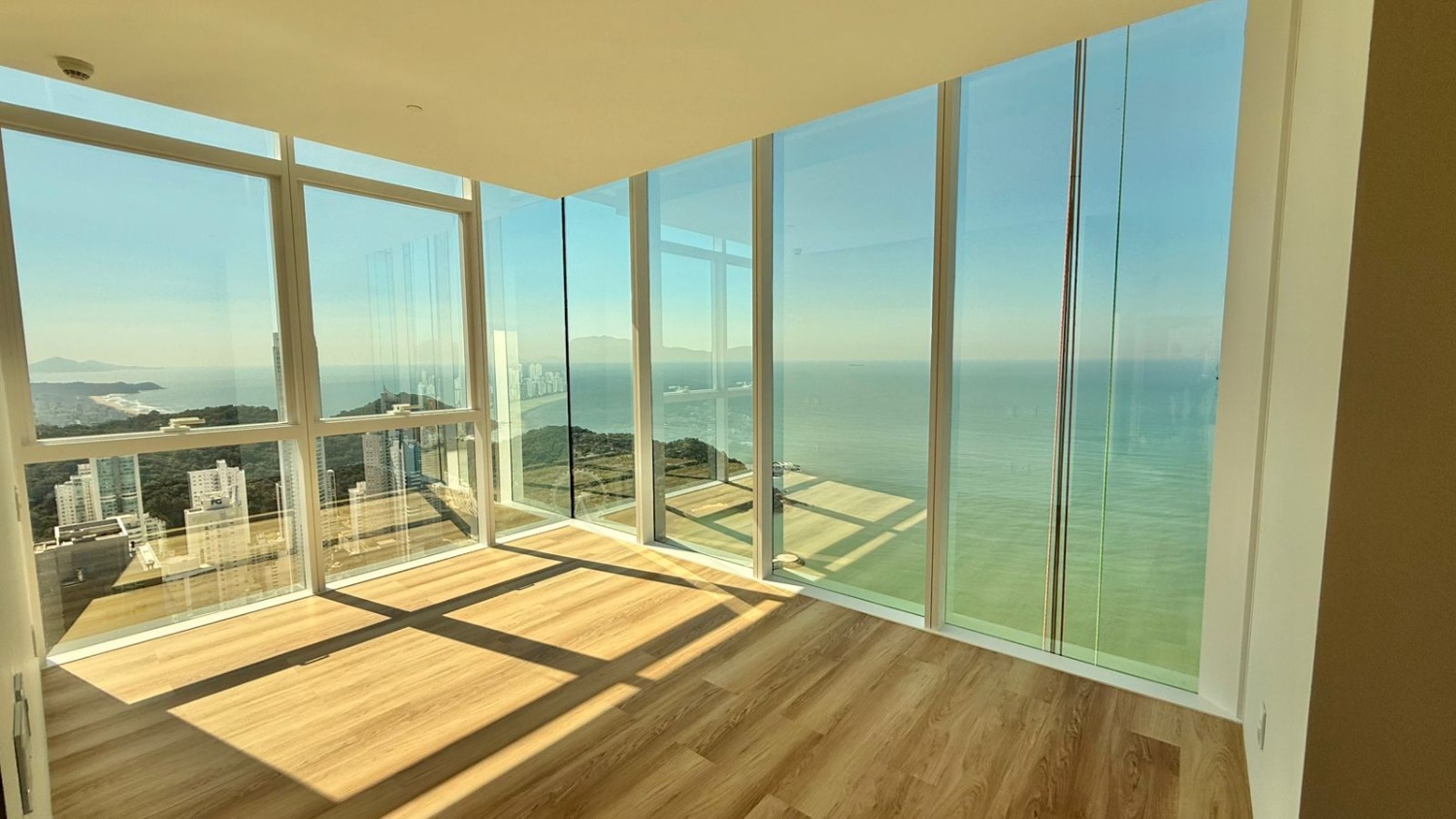 Apartamento no Edifício Boreal Tower na Barra Norte em Balneário Camboriú - foto 8