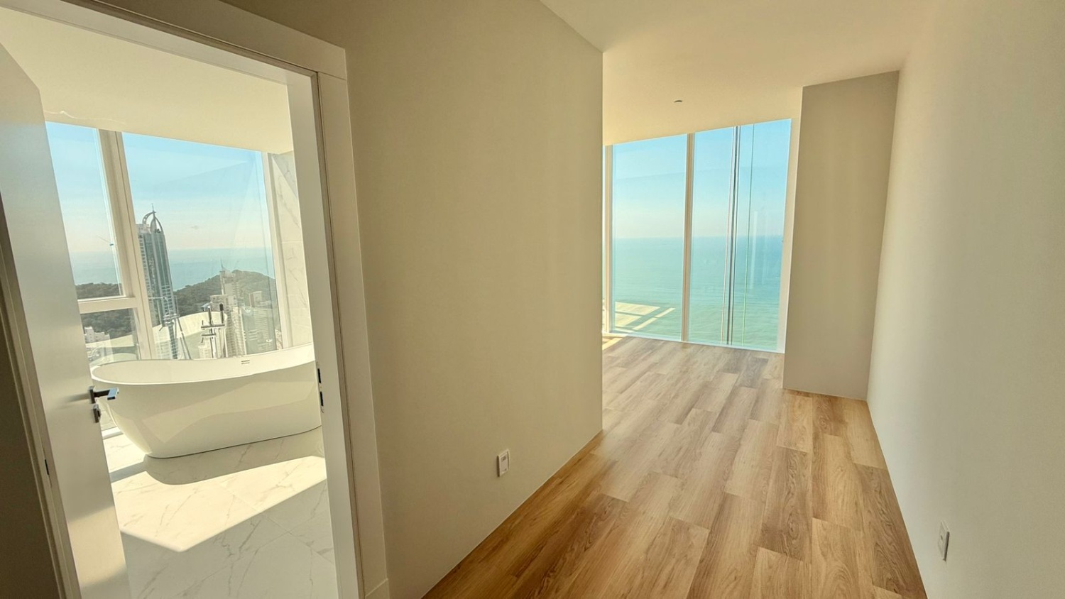 Apartamento no Edifício Boreal Tower na Barra Norte em Balneário Camboriú - foto 11