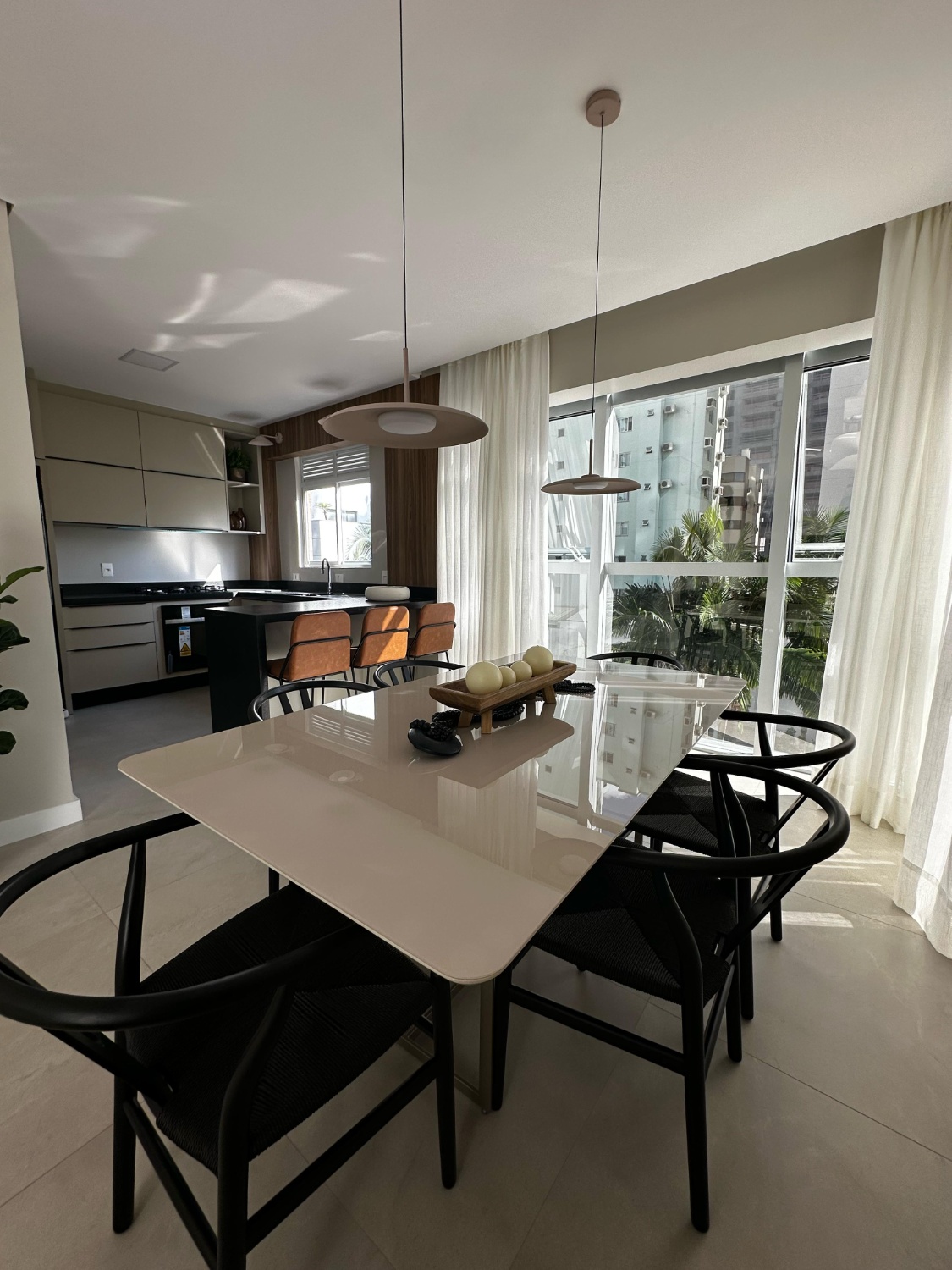 Apartamento no Ed. Granada em Balneário Camboriú