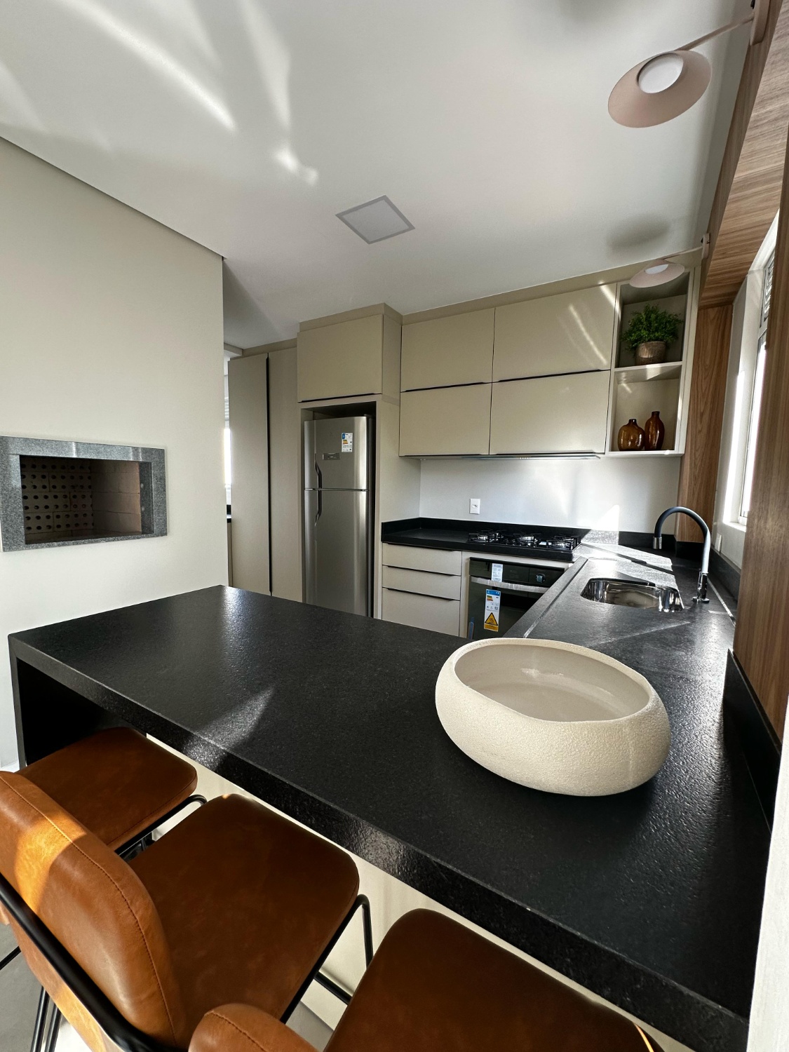Apartamento no Ed. Granada em Balneário Camboriú