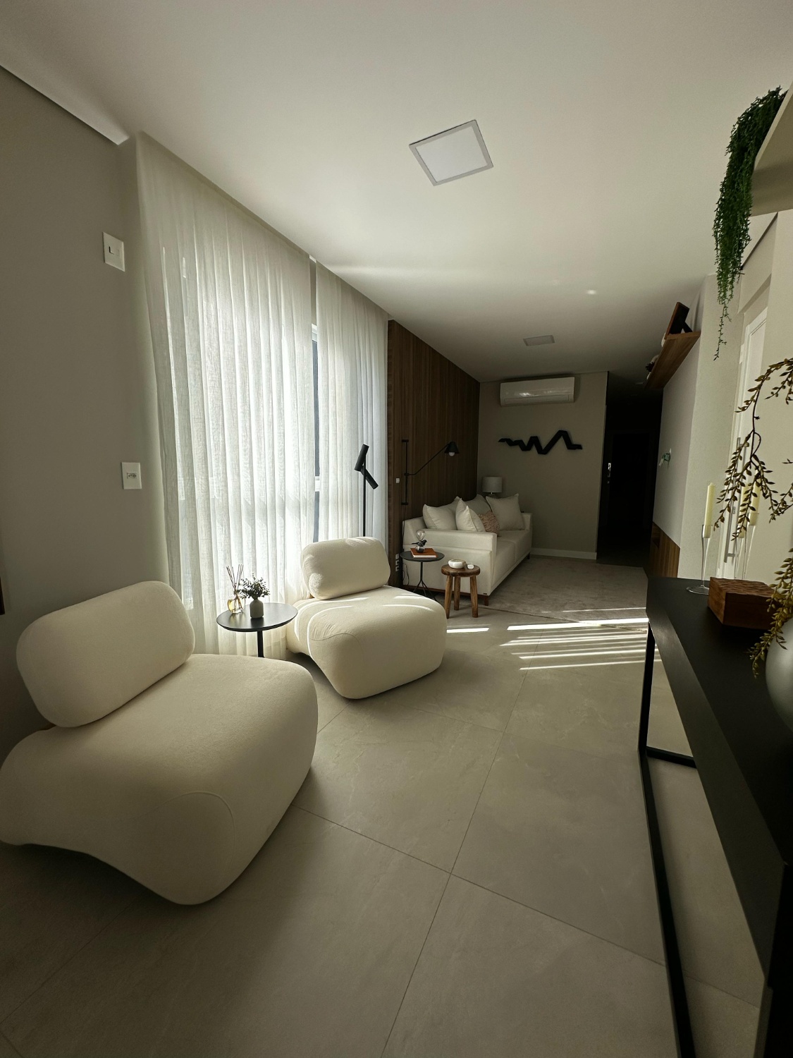 Apartamento no Ed. Granada em Balneário Camboriú